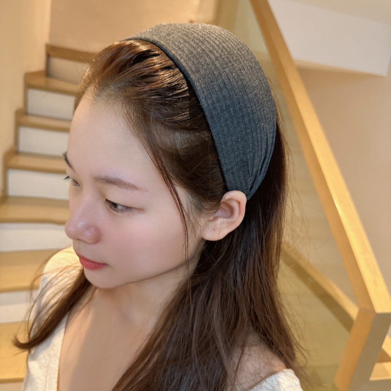 Women's Fashionable and Versatile Wide-Brimmed Headband