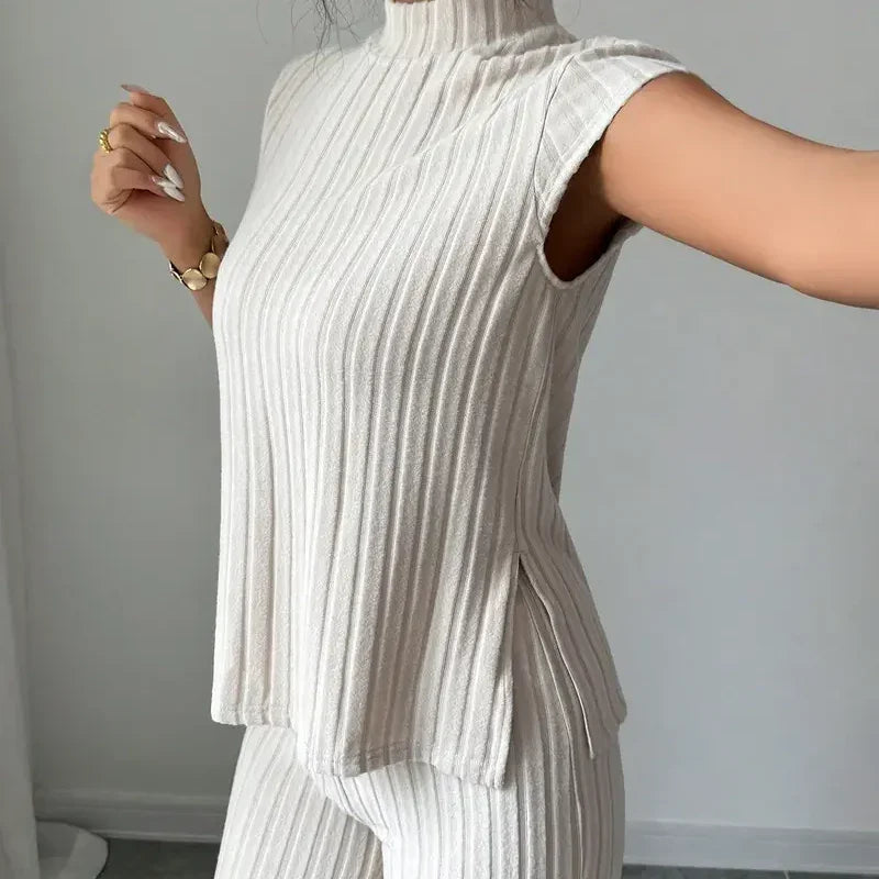 👗🌸 Elegant Mock Neck Top & Wide-Leg Pants 2-Piece Set – Ribbed Texture, Flowing Silhouette & Versatile Style ✨