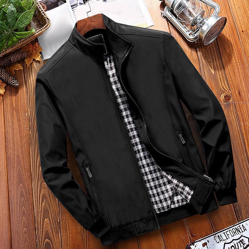 😎 Men’s Classic Stand Collar Jacket – Stylish Checkered Lining, Comfortable & Perfect for Everyday Wear ✨🧥