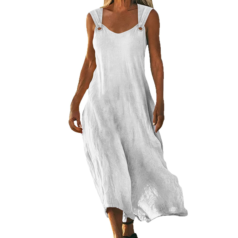 👗✨ Sleeveless V-neck dress with metal rings