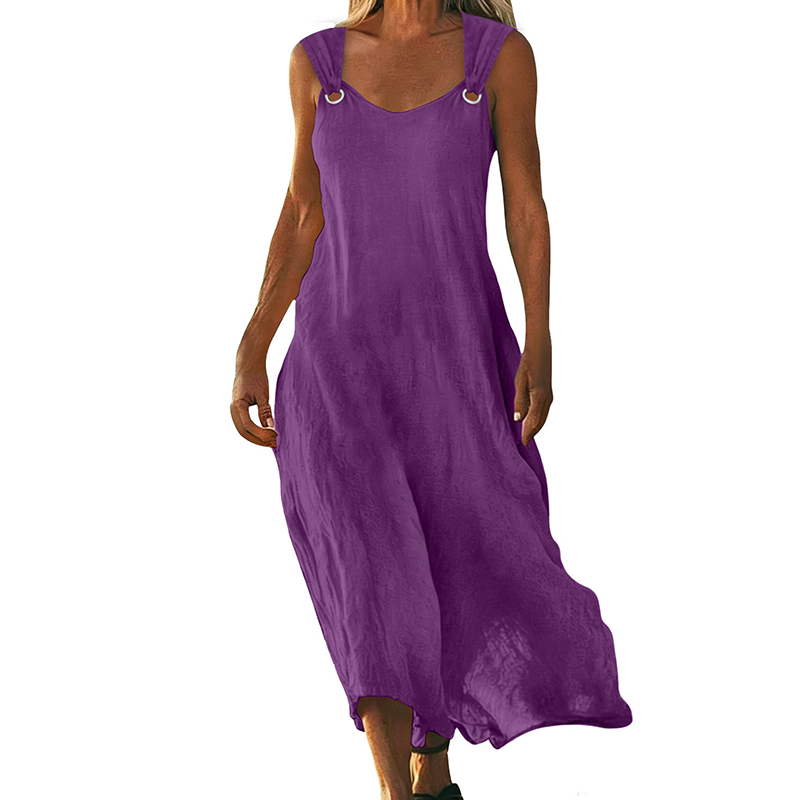 👗✨ Sleeveless V-neck dress with metal rings